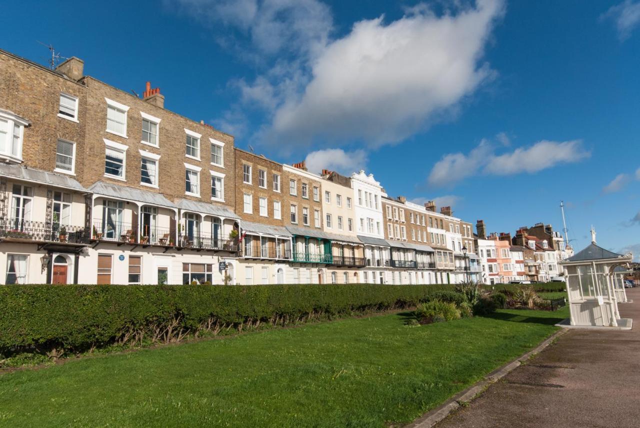 The Royal Harbour Hotel Ramsgate Extérieur photo